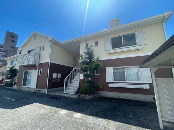 ウエストレイクの物件外観写真